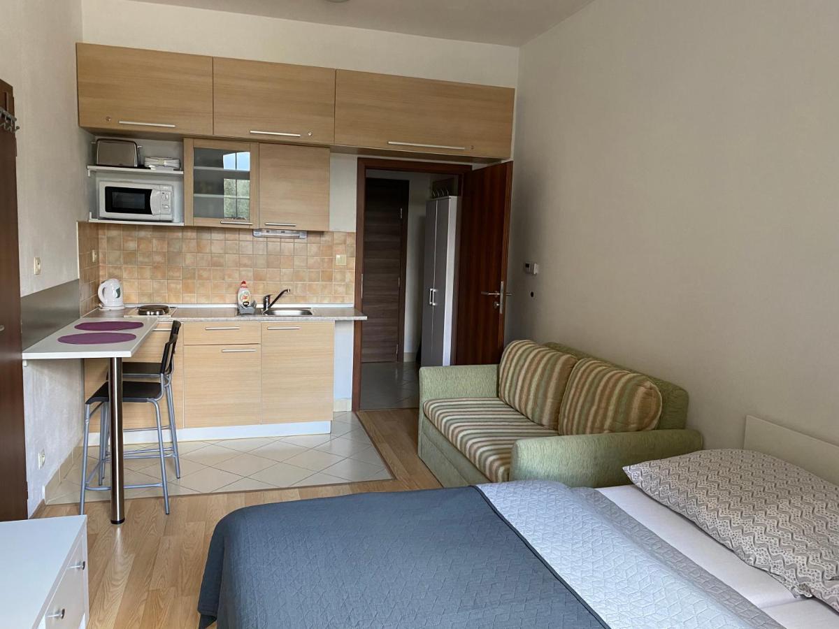 Apartmanovy Dom Kamzik Donovaly Exterior foto